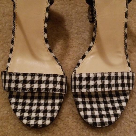 🌟Lowered🌟🖤🆕️Plaid🖤 - Picture 4 of 7